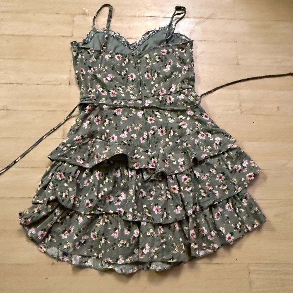 Floral Ruffle Dress - Picture 4 of 4